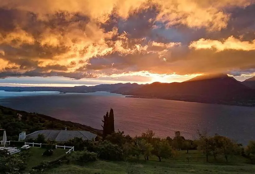 B&b Da Paolo Con Vista Lago Di Garda