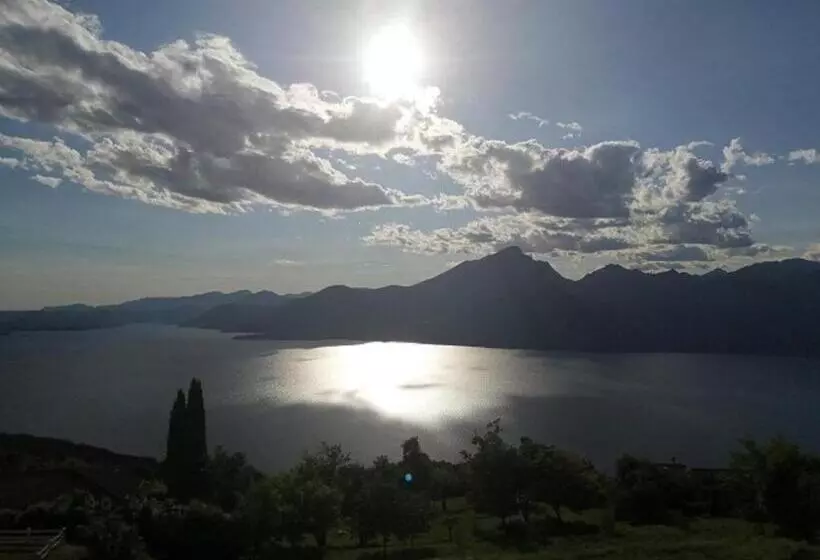 B&b Da Paolo Con Vista Lago Di Garda