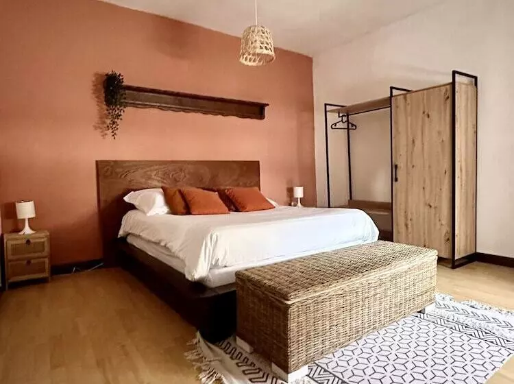 ベッドアンドブレックファースト Nuit Et Spa En Brenne