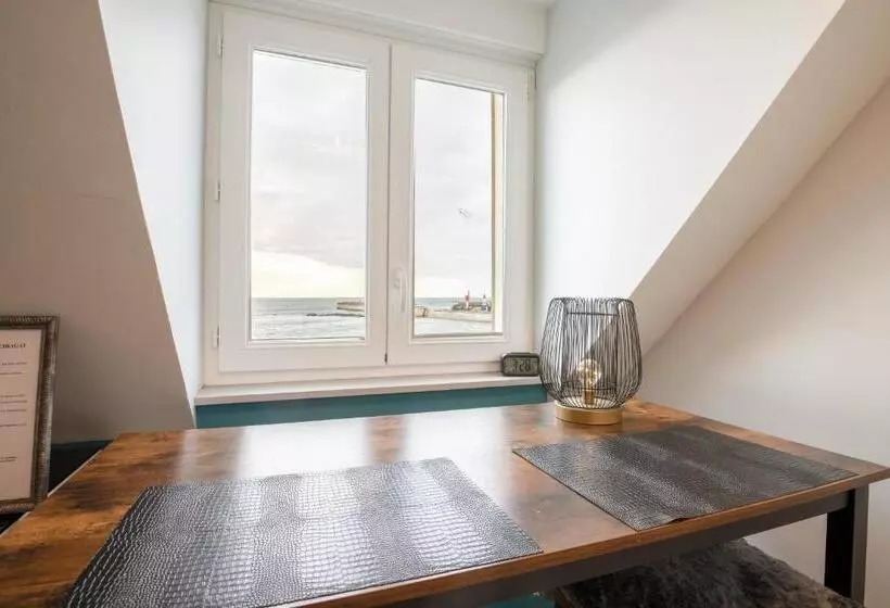 Aamiaismajoitus (B&B) Rose D écumes