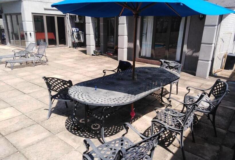 פנסיון Dunbar Mellow 2