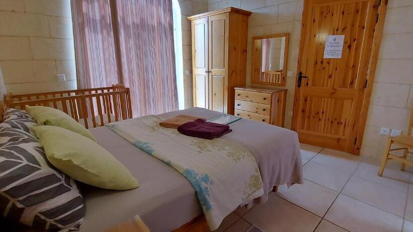 تختخواب و صبحانه Happy&healthy Gozo, Maltese House Of Character, Self Check In