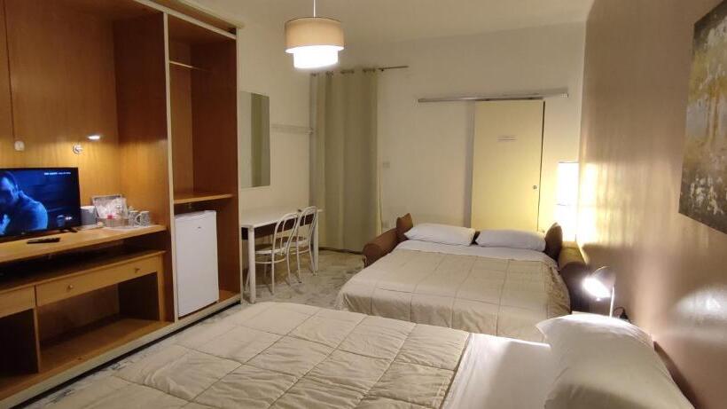 פנסיון Giambattista House Bari