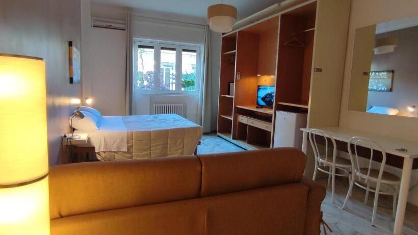 פנסיון Giambattista House Bari