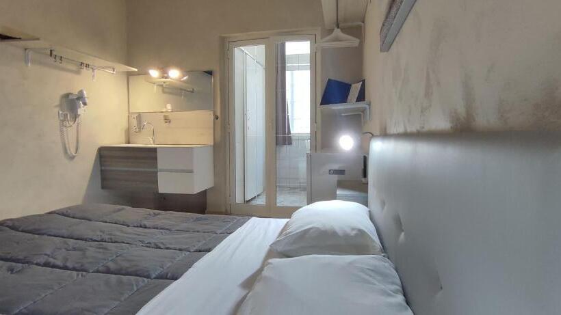 פנסיון Giambattista House Bari