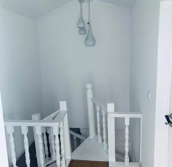 پانسیون Restelo House Shared Appartment