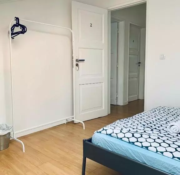 پانسیون Restelo House Shared Appartment