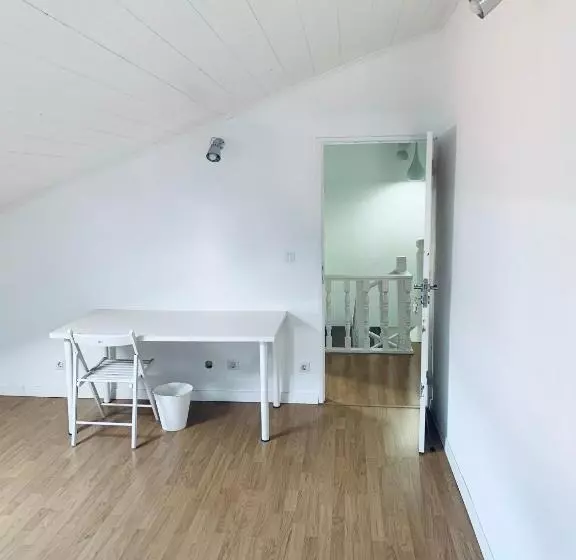 پانسیون Restelo House Shared Appartment