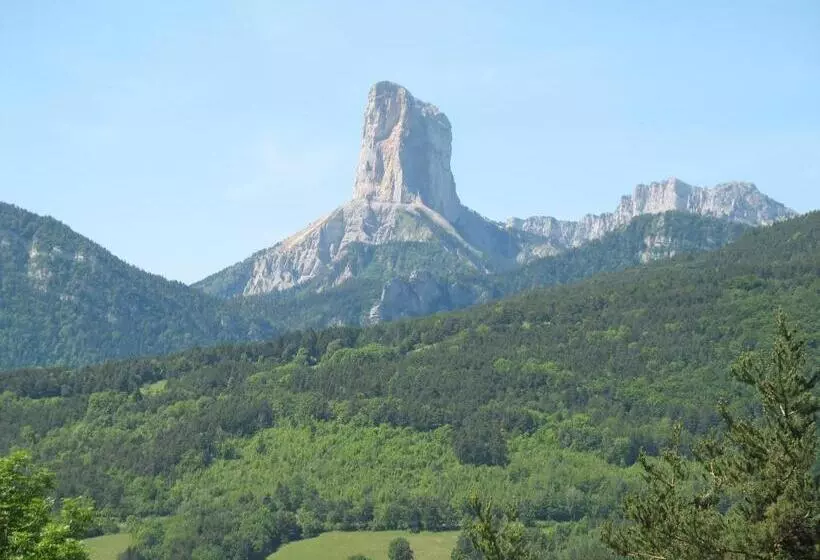 ベッドアンドブレックファースト Gîte Et Chambre D Hôte