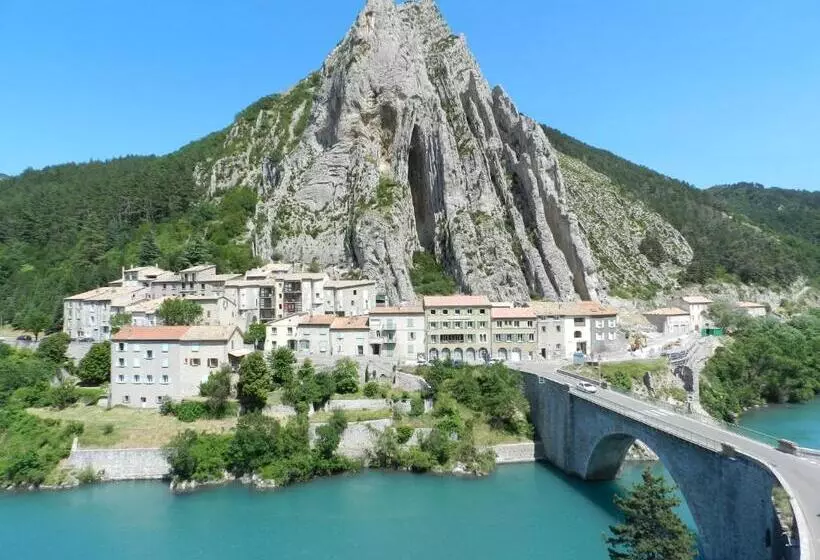 ベッドアンドブレックファースト Gîte Et Chambre D Hôte