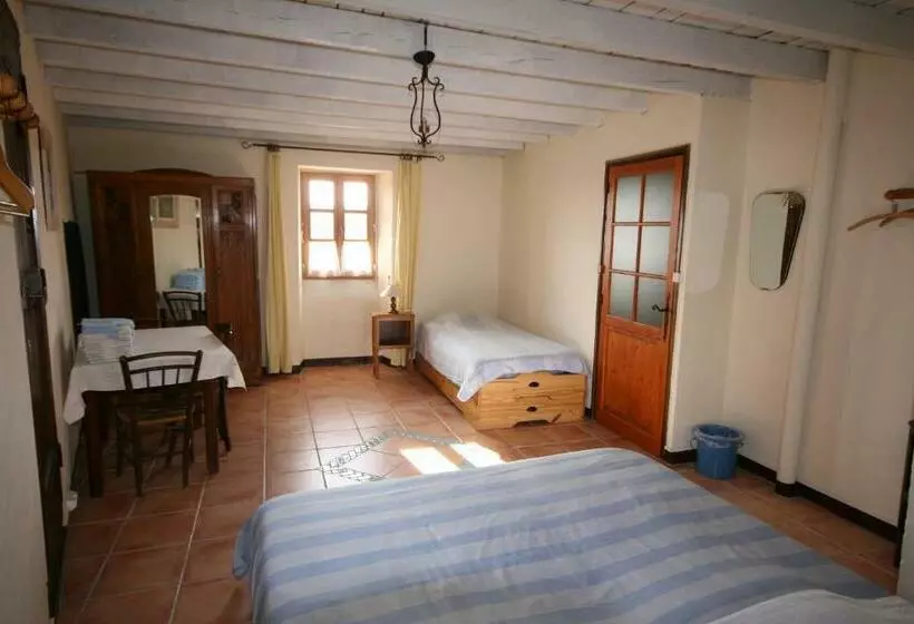 ベッドアンドブレックファースト Mas Des Tours Chambre D Hôtes