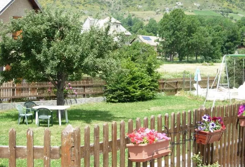 Hotel Restaurant Le Chamois