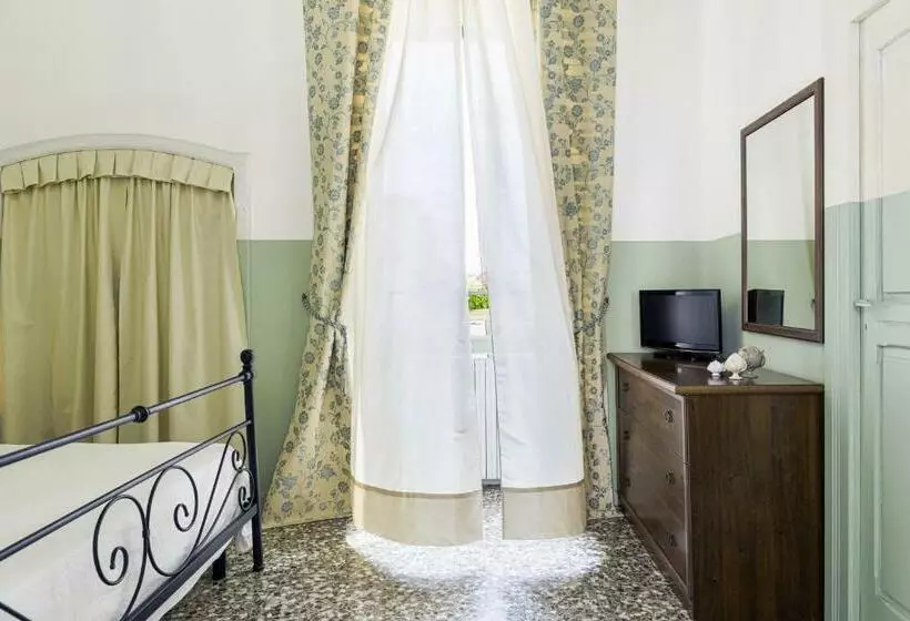 Palazzo Dante B&b Racale