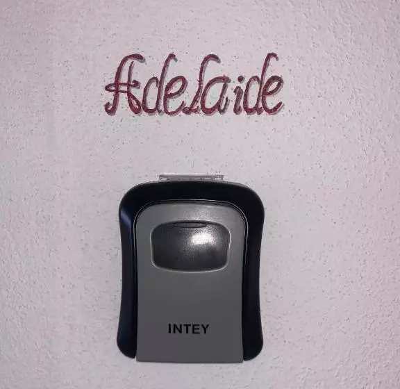 پانسیون Camera Adelaide