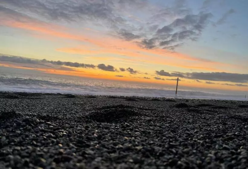 پانسیون Camera Adelaide