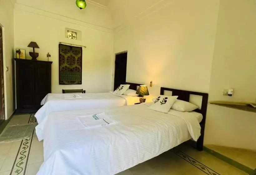 ペンション Mosaics Guest House