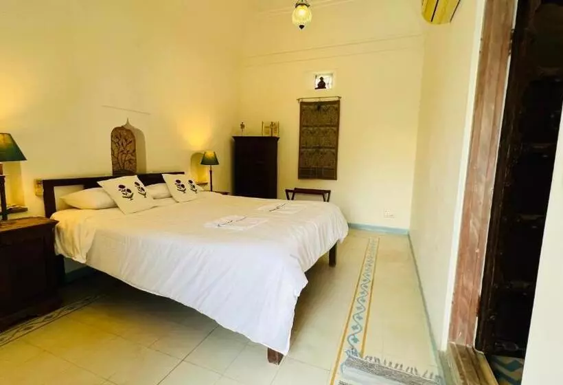 ペンション Mosaics Guest House