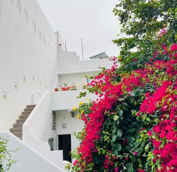 ペンション Mosaics Guest House