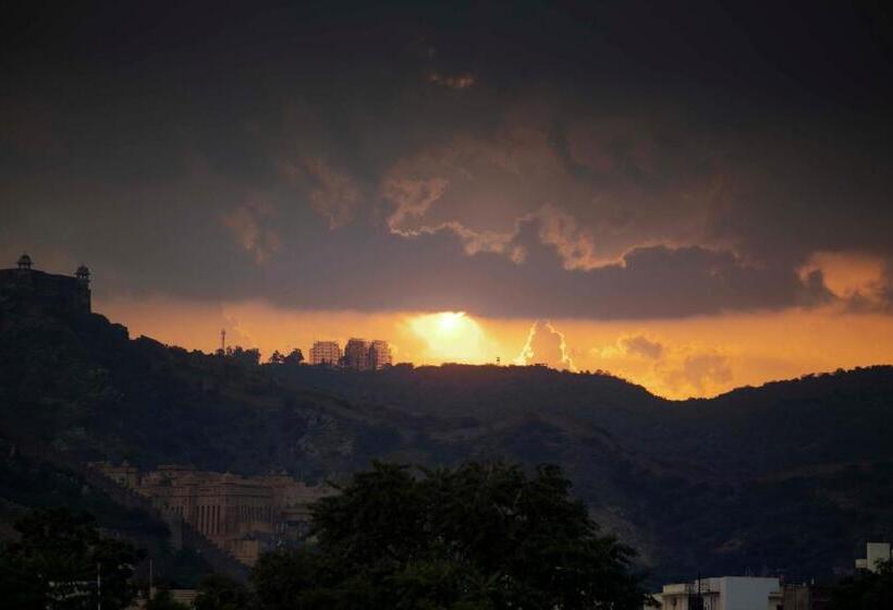 ペンション Mosaics Guest House