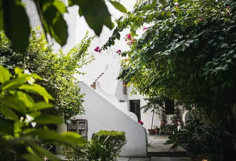 ペンション Mosaics Guest House