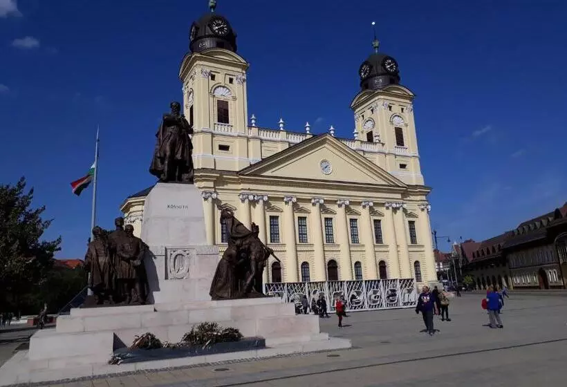 Majatalo Piac Utcai Apartman