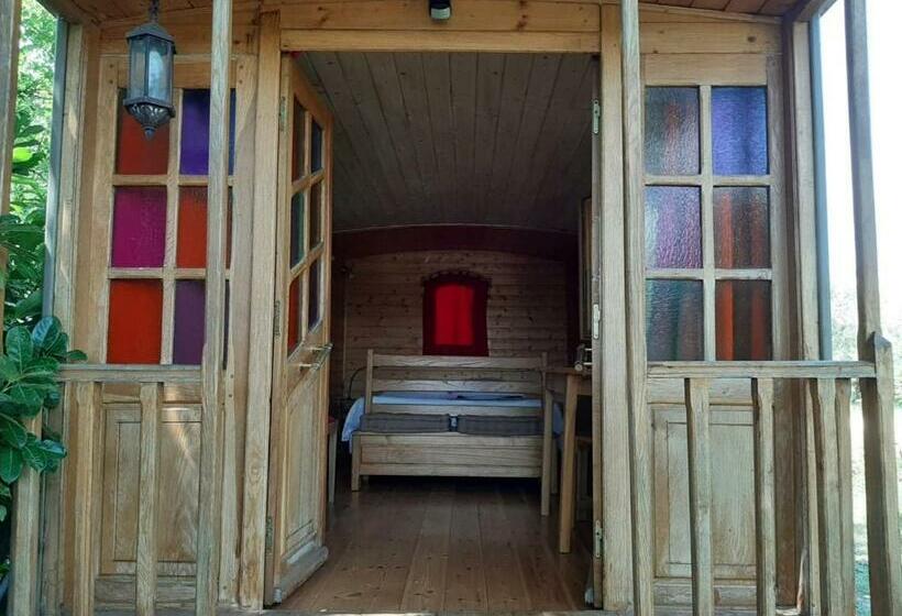 Pensjonat Roulotte Marcel Chaix Accueil