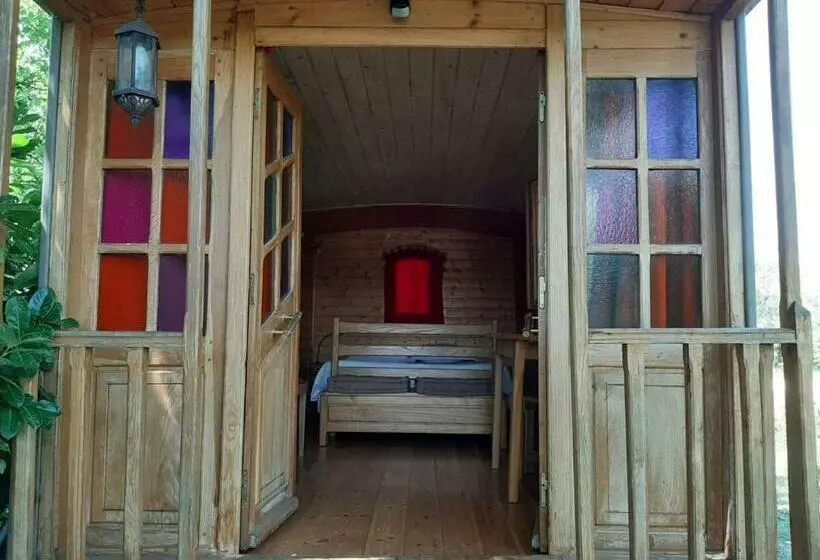 ペンション Roulotte Marcel Chaix Accueil