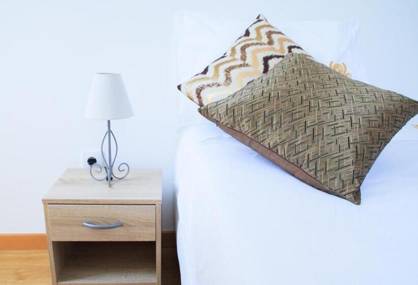 بنسيون Soldouro Guesthouse