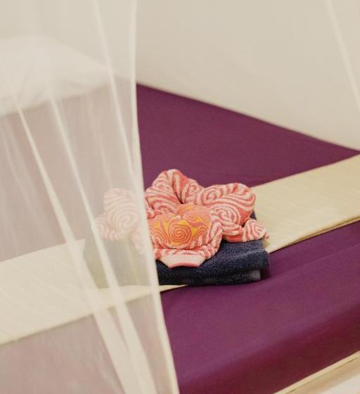 Puerto Galera Hostel