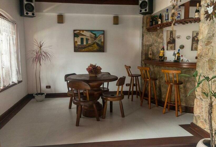 تختخواب و صبحانه Casarão Paraty