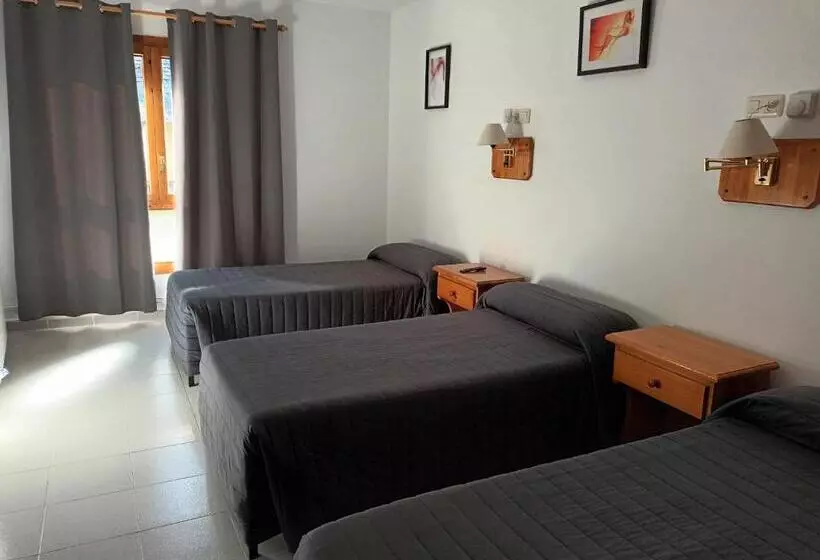 ホテル Familiar Maximina