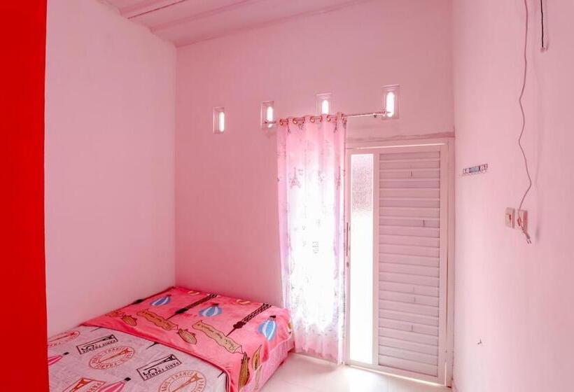 Pensione Pinky Guest House Batu