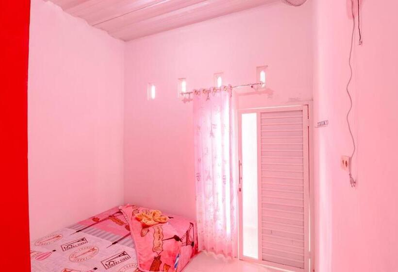 Pensione Pinky Guest House Batu