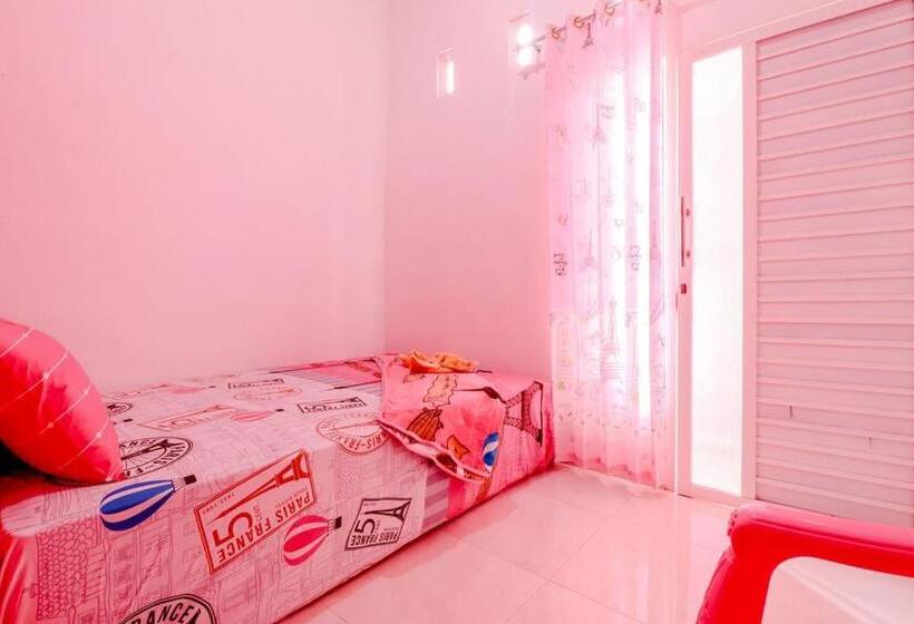 Pensione Pinky Guest House Batu