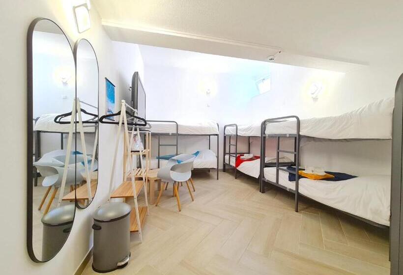 پانسیون Quartos Para Viajantes, Surfistas, Grupos, Boa Energia