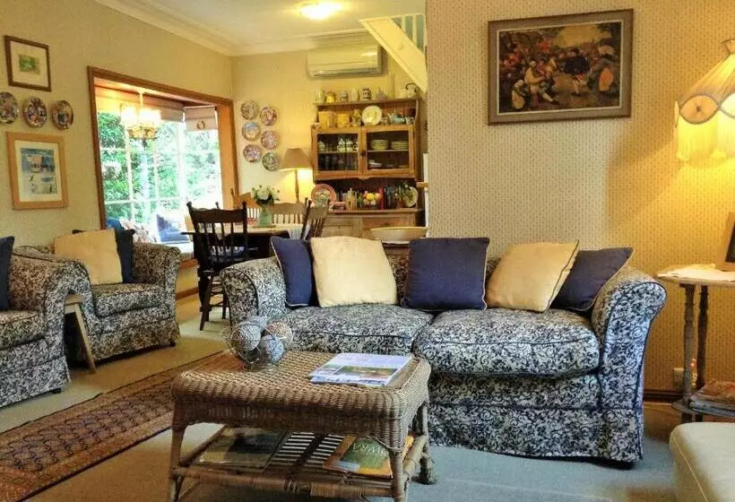 ペンション Southdown Cottage