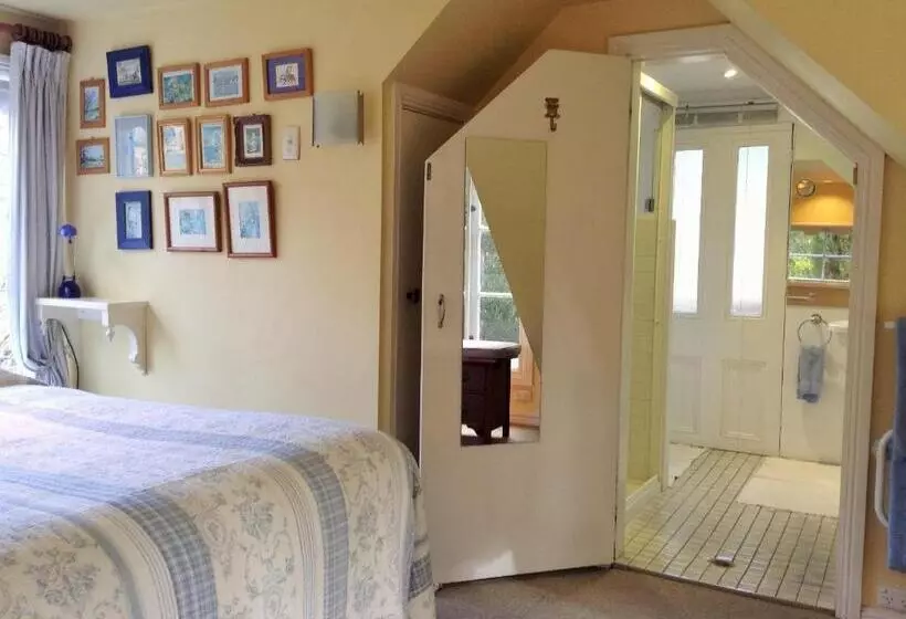 ペンション Southdown Cottage