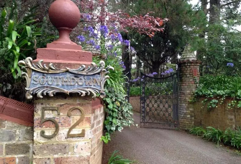 ペンション Southdown Cottage