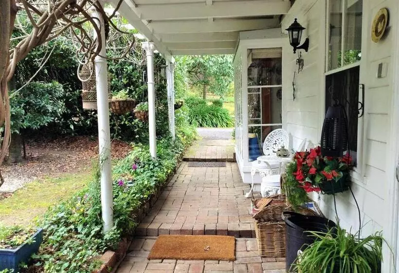 ペンション Southdown Cottage