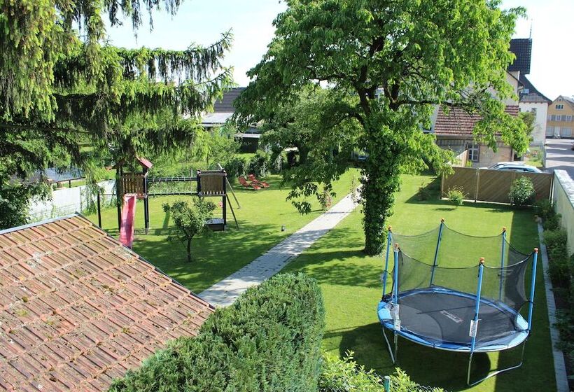 Aamiaismajoitus (B&B) Sunnegässle