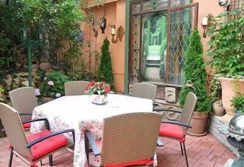 Central Hotel Am Königshof