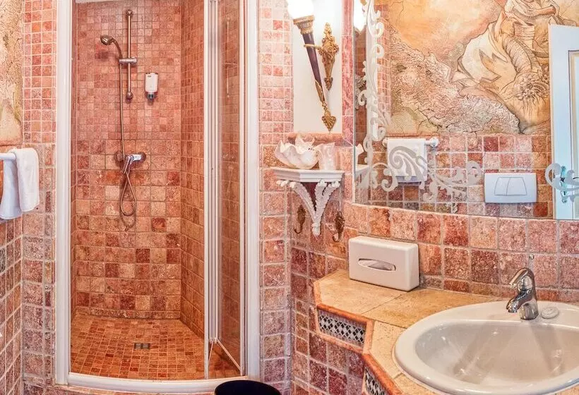 Central Hotel Am Königshof