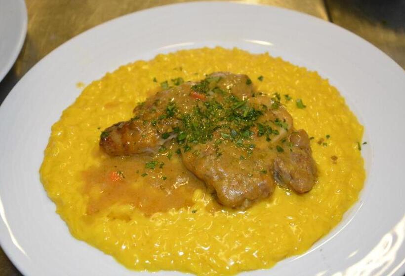 Отель Albergo Sala