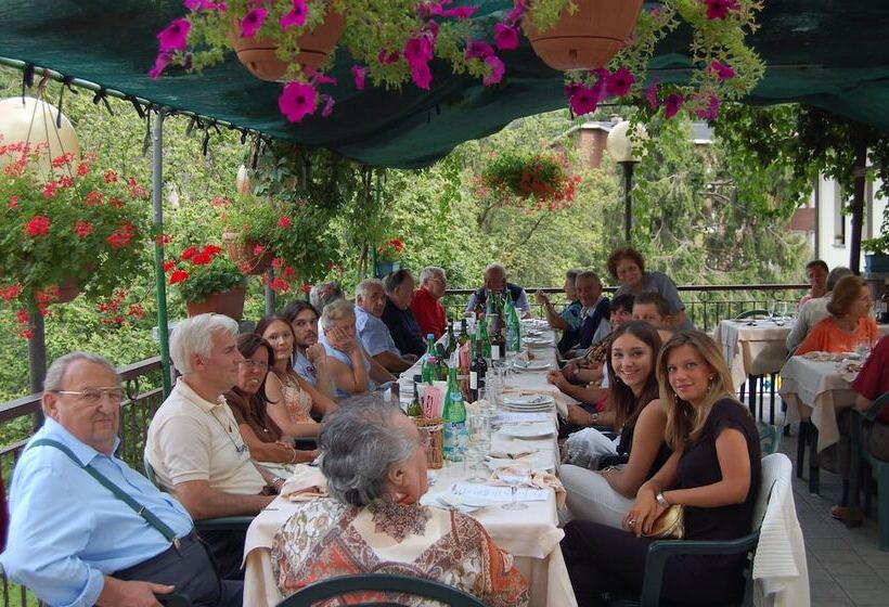 Отель Albergo Sala