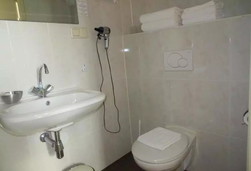 هتل Artisanoirschot