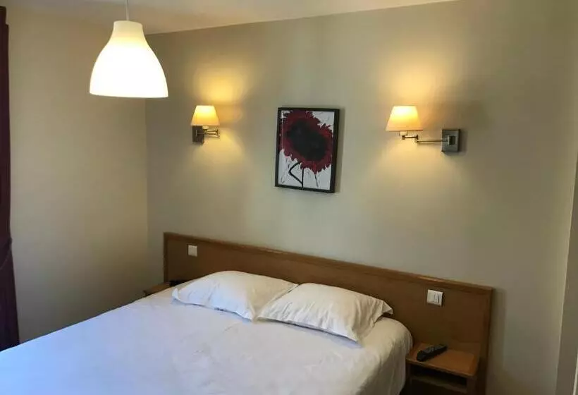 酒店 Logis Auberge De La Fontaine