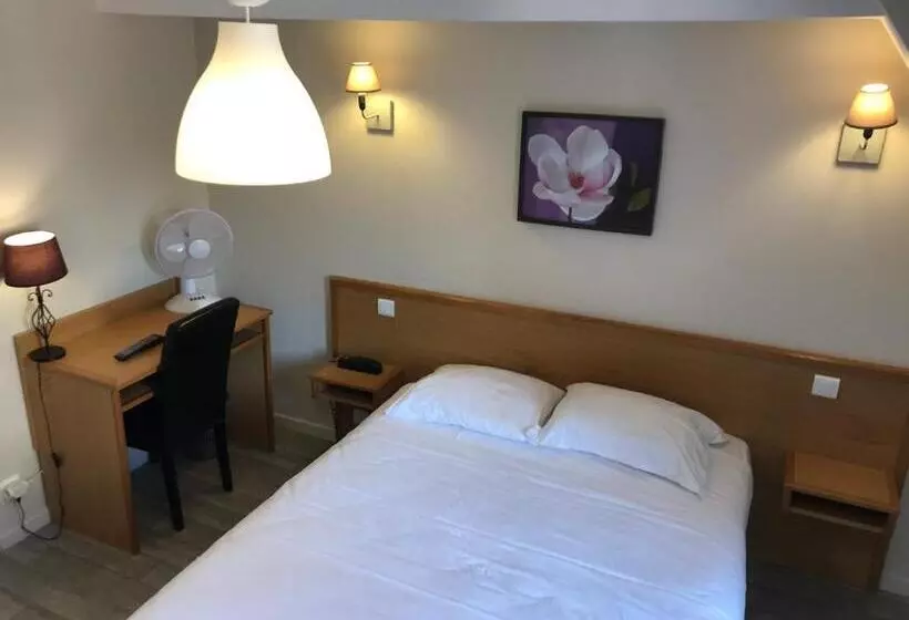 酒店 Logis Auberge De La Fontaine