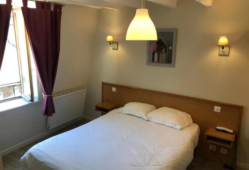 ホテル Logis Auberge De La Fontaine