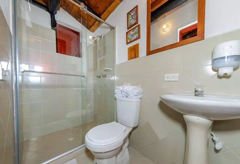 هتل Ayenda Llanogrande Inn