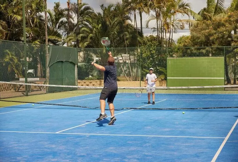 Отель Brisbane Holiday Village